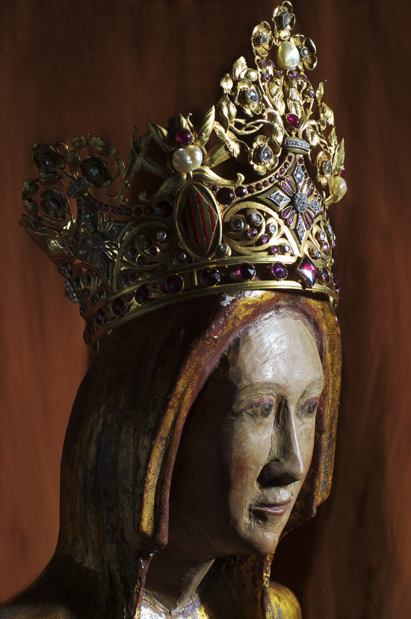 couronne de la Vierge de Font Romeu, Photo Noel Hautemanière.
