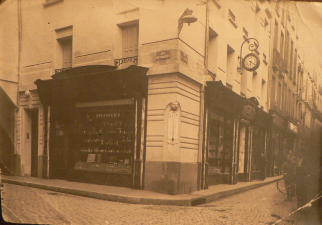 Perpignan, l immeuble Velzy en 1949. 