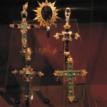 Croix pectorales à la cathédrale de Barcelone