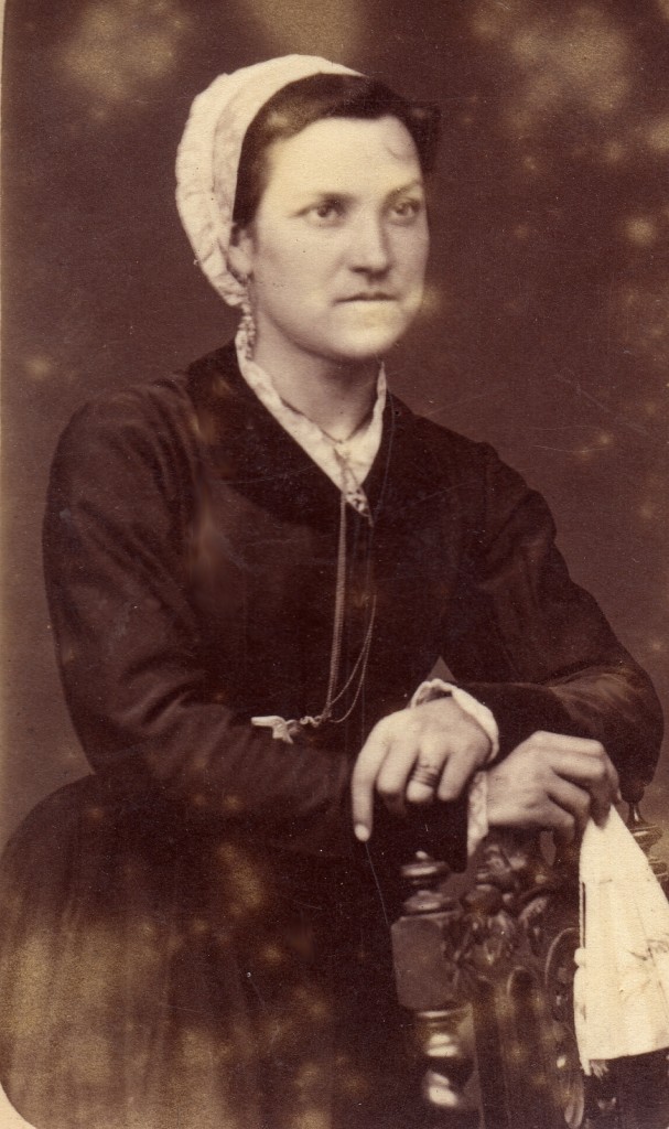 Portrait de Catalane, Perpignan, vers 1875.