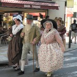 Costumes en grande partie d'époque