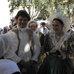 Costumes marseillais Restauration, coiffe à la frégate Trets 2010