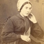 Portrait de jeune femme en coiffe catalane, Perpignan, vers 1860