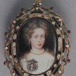 médaillon avec le portrait de la reine Eléonore madeleine, vers 1680. Pforzheim Schmuckmuseum.