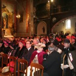 Nombreuse assitance dans l'église saint Mathieu, dec 2010.