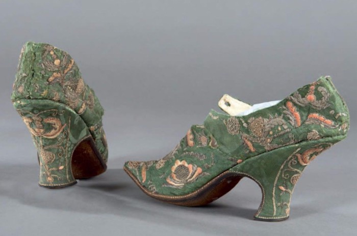 Chaussures de femme XVIIIe s. 