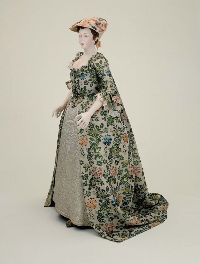 Robe de mariée en 3 partie English (Spitalfields), 1742, musée de Boston.