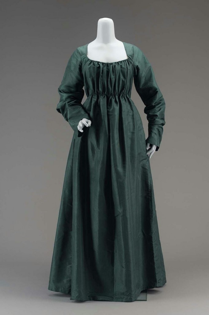 Robe en soie , après 1790, Boston Museum, USA.