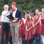 Discours lu en catalan : remise de la parure en Grenat de Perpignan