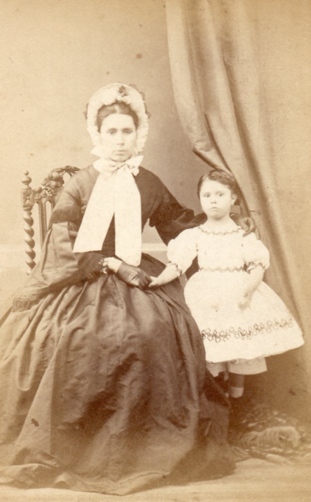 Femme et enfant, Paris, Eugène Clément photographe, Second-Empire.