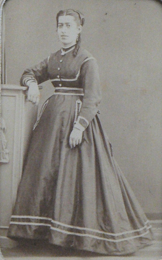 Marie Héraut, née de Blaye, photo Scanagatti, Perpignan. 