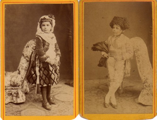 Enfants en costumes espagnols, photo Provost, Perpignan.