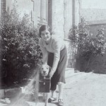 Jeune femme et son chien