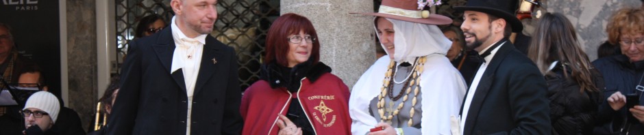 Grenat d'or du meilleur costume féminin, costume de Majorque.