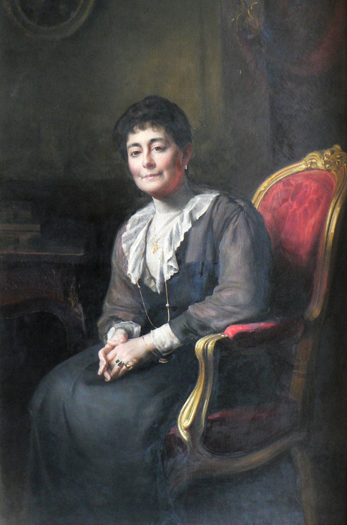 Portrait de madame ARAGON par Louis Delfau, 1897. Portrait de madame ARAGON par Louis Delfau, 1897.