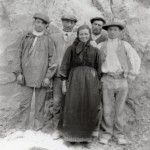 ouvriers d'une carrière, Roussillon, 1900.