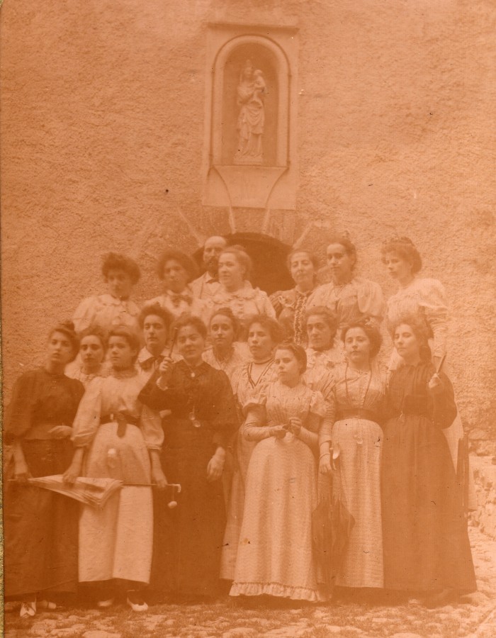noces d'or de l'abbé Vila curé de st Mathieu en 1897