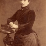 Anne Izarn (1844- 1904), épouse Velzy, photo Provost, Perpigna