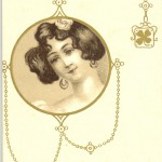 Bijoux et cartes postales Art nouveau