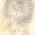 Bijoux et cartes postales Art nouveau