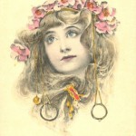 Bijoux et cartes postales Art nouveau