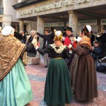 Les danses a la plaça de la Llotjà de Perpinyà