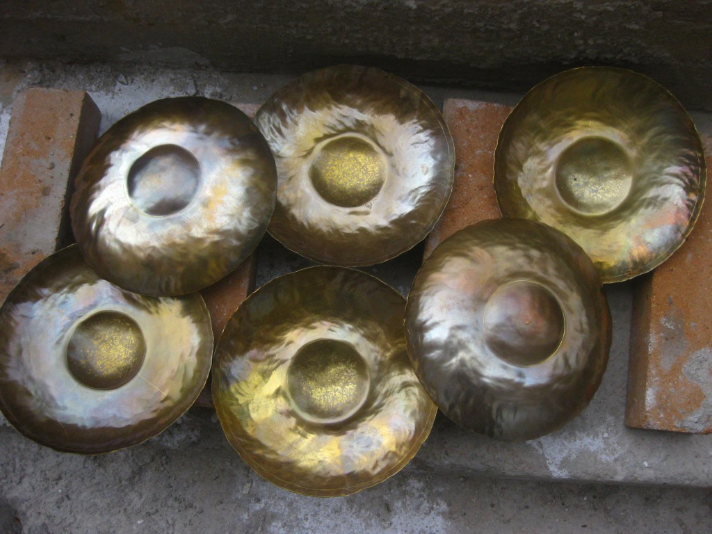pièces formées par martelage.