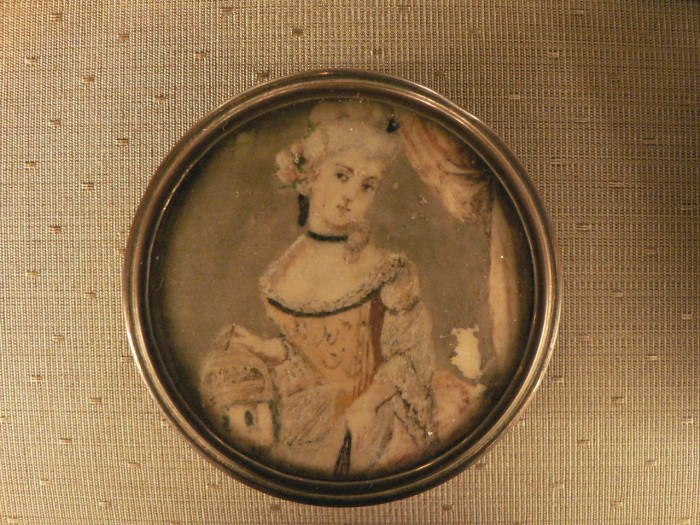 Miniature, portrait de femme, XVIIIe s.